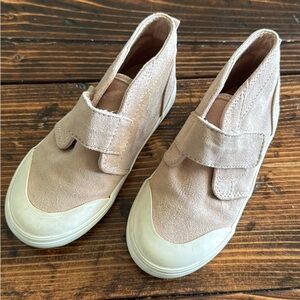 Girl’s High Top Tan Shoes